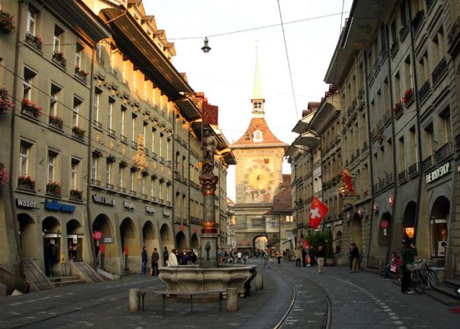 В Швейцарии на референдуме поддержали инициативу о социальных детективах